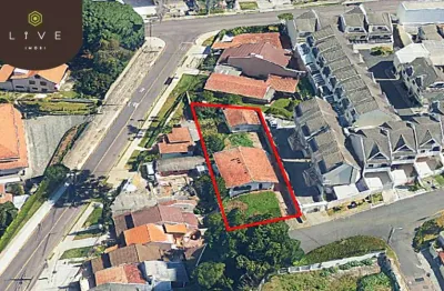 Terreno comercial à venda na Rua Martha Cruz Lima Ratton, 278, Campina do Siqueira, Curitiba por R$ 1.700.000
