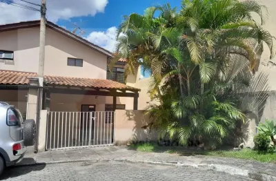 Casa com 3 quartos à venda na Rua Gastão Luiz Cruls, 596, Bairro Alto, Curitiba