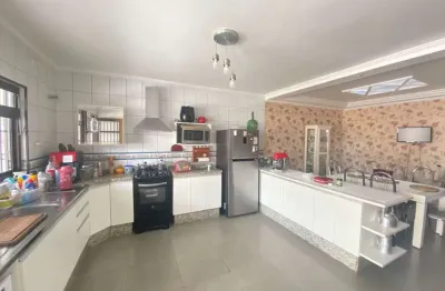 Casa com 2 quartos à venda na rua dunquerque, parque novo oratório, santo andré, 226 m2 por r$ 920.000