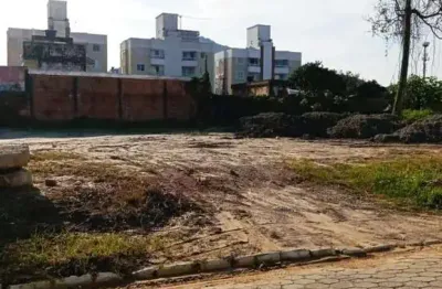 Terreno à venda na Rua Massaranduba, 216, Tabuleiro, Camboriú