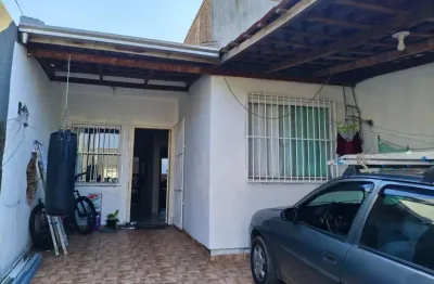 Casa para Venda em Camboriú, Santa Regina, 2 dormitórios, 1 banheiro, 2 vagas