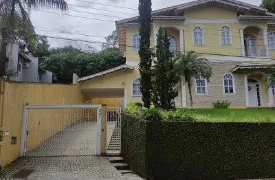 Sobrado geminado  alto padrão para locação em joinville