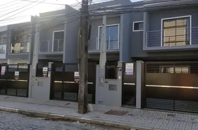 Casa com 3 quartos à venda na Rua Capinzal, 182, Saguaçu, Joinville