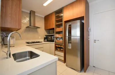 Apartamento á venda de 3 quartos todo mobiliado, decorado e climatizado no Jardim Atlantico Florianópolis SC