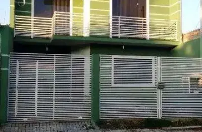 Casa com 3 quartos à venda na rua coronel domingos theodorico de freitas, sítio cercado, curitiba, 160 m2 por r$ 700.000