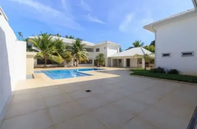 Casa em condomínio fechado com 5 quartos à venda na avenida santos dumont, portão, lauro de freitas, 1600 m2 por r$ 6.000.000