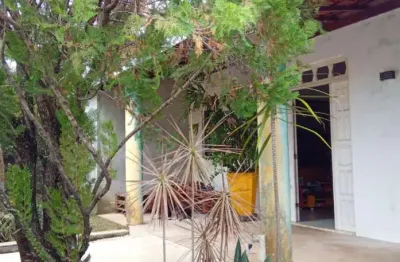 Casa em condomínio fechado com 3 quartos à venda na avenida professor theócrito batista, s/n, caji, lauro de freitas, 258 m2 por r$ 470.000