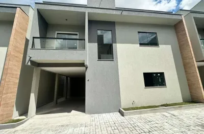 Casa em condomínio fechado com 3 quartos à venda na rua milena ramone alencar ramos, ipitanga, lauro de freitas, 121 m2 por r$ 530.000