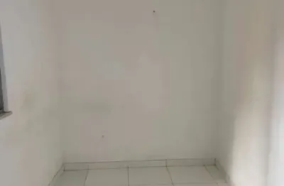 Casa com 3 quartos à venda na rua isaías oliveira, 50, tancredo neves, salvador por r$ 85.000