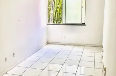 Apartamento com 3 quartos à venda na Conjunto Jardim das Limeiras, 023, São Marcos, Salvador, 62 m2 por R$ 160.000