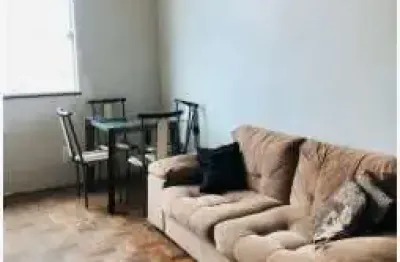 Apartamento de 3 Quartos na Barra  90m²  Reformado e com Excelente Localização em Salvador-BA