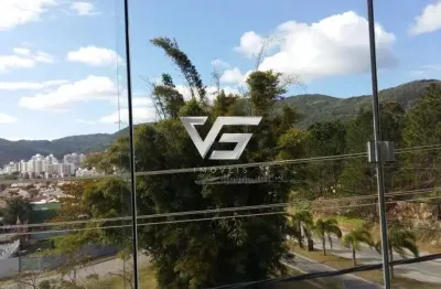 Terreno comercial à venda no Córrego Grande, Florianópolis 