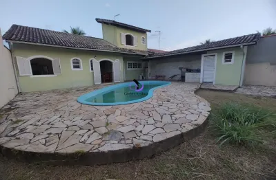 Casa com 360 metros de terreno a 250 metros da ️ praia itanhaém-sp