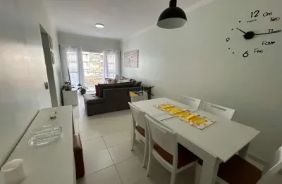 Ótimo apartamento com 3 dormitórios sendo 1 suíte,sala 2 ambientes,varanda com vista mar