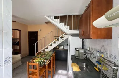 Apartamento no pereque açú à venda com 2 dormitórios,sala,cozinha e banheiro