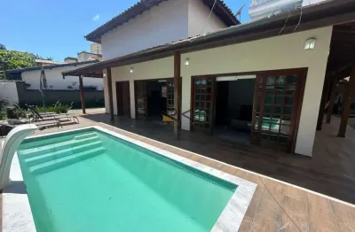Casa à venda no bairro do itaguá com 5 dormitórios sendo 3 suítes,varanda gourmet e piscina