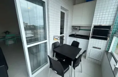 Apartamento à venda nas toninhas com 2 dormitórios, varanda gourmet com churrasqueira 180 metros da praia
