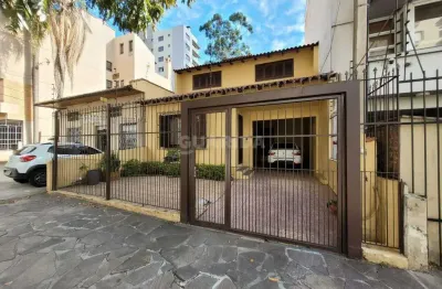 Casa mobiliada com 3 dormitórios, sendo 1 suíte, no bairro auxiliadora