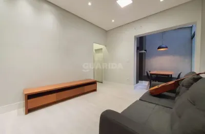 Apartamento com espaço gourmet, semimobiliado, no bairro floresta!