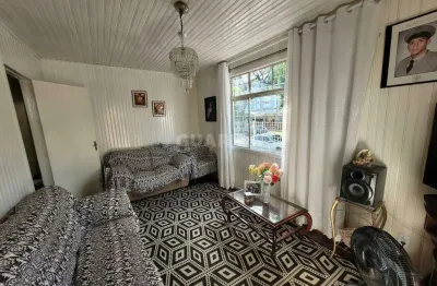 Casa residencial com 4 dormitórios no bairro cristal