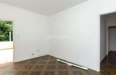 Casa residencial com 6 dormitórios e 5 vagas de garagem, no bairro rio branco