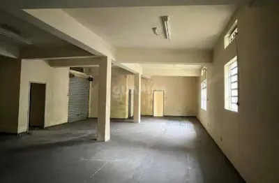 Loja comercial no bairro cristo redentor com aproximadamente 150m²