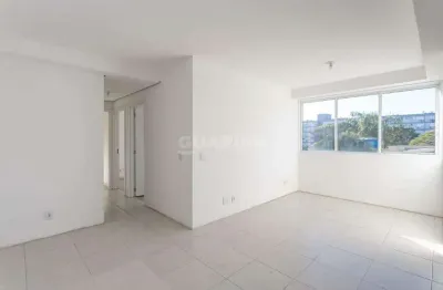 Apartamento com 3 dormitórios, sendo 1 suíte, e 2 vagas de garagem no bairro partenon