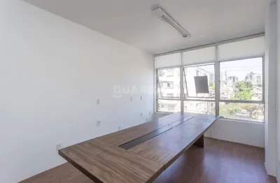 Sala comercial para alugar na Avenida Plínio Brasil Milano, Passo da Areia, Porto Alegre