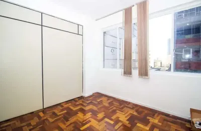 Sala comercial para alugar na Rua dos Andradas, Centro Histórico, Porto Alegre