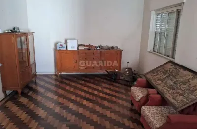Casa com 3 quartos para alugar na Rua José de Alencar, Menino Deus, Porto Alegre