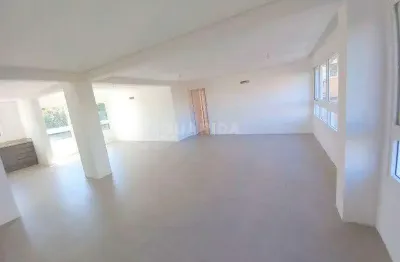 Apartamento de 03 dormitórios, sendo 01 suíte no bairro tristeza.