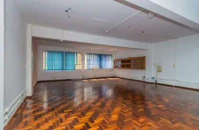 Sala comercial para alugar na Rua Vigário José Inácio, Centro Histórico, Porto Alegre