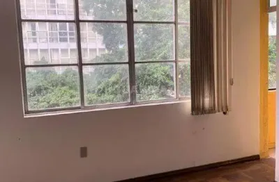 Sala comercial para alugar na Rua Vigário José Inácio, Centro Histórico, Porto Alegre