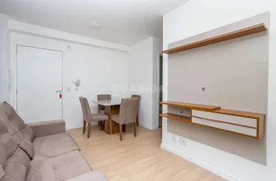 Apartamento com 2 dormitórios, sendo 1 suíte, mobiliado, e 1 vaga de garagem no bairro humaitá