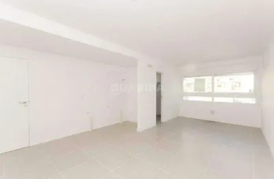 Apartamento de 01 dormitórios no bairro cidade baixa em porto alegre.