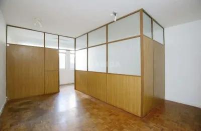 Sala comercial para alugar na Rua dos Andradas, Centro Histórico, Porto Alegre