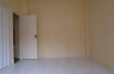 Sala comercial para alugar na Rua Vigário José Inácio, Centro Histórico, Porto Alegre