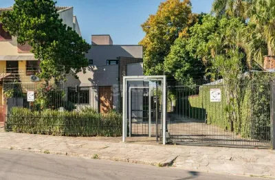 Casa comercial com sede administrativo e amplo depósito no bairro ipanema.