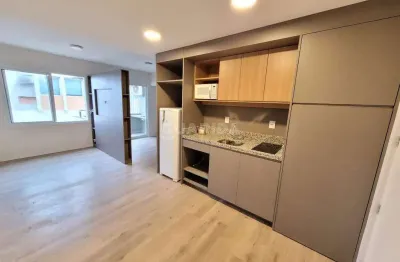 Studio semi mobiliado moderno, no bairro petrópolis com sacada!