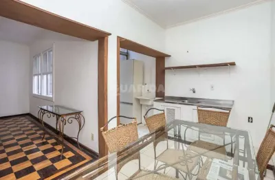 Apartamento mobiliado com 2 dormitórios no bairro bom fim