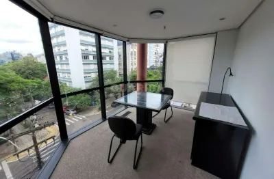 Excelente sala mobiliada no bairro moinhos de vento.