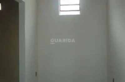 Casa residencial de 3 dormitórios no bairro jardim botânico.