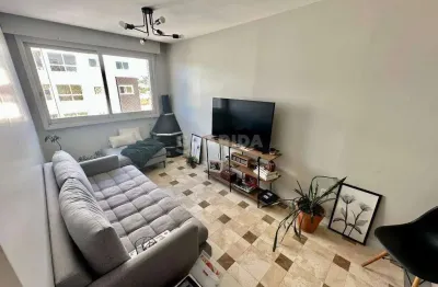 Apartamento de 1 dormitório, no estilo cobertura, no bairro petrópolis.