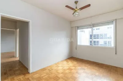 Apartamento de 2 dormitórios no bairro centro histórico