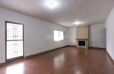 Casa residencial com 4 dormitórios, sendo 1 suíte, para alugar no bairro ipanema.