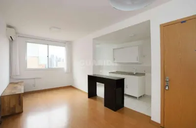 Apartamento de 2 dormitórios, no bairro central park.