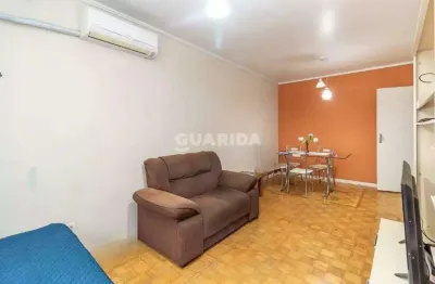 Apartamento mobiliado com 2 dormitórios localizado no bairro santana