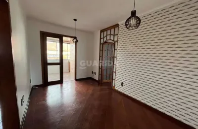 Apartamento com 2 dormitórios, sacada, churrasqueira, e 1 vaga de garagem no bairro jardim lindoia