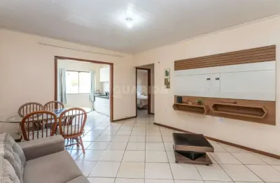 Apartamento mobiliado com 2 dormitórios e 1 vaga coberta no bairro alto petrópolis.