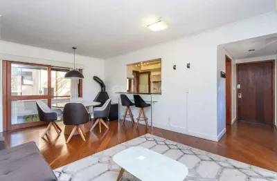 Excelente apartamento mobiliado de 3 dormitórios no bairro petrópolis!
